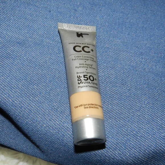 IT Cosmetics CC+ Cream Full Coverage Color Corrector 50+ Light Mediu🆕😮‍💨⚡🚚 - Picture 1 of 12